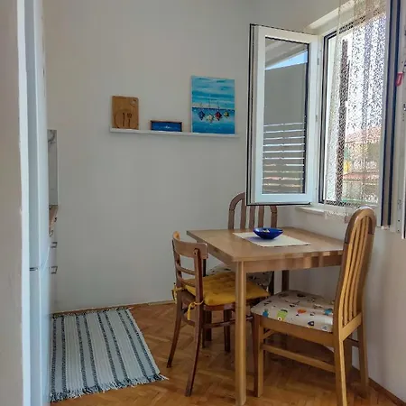 Studio / Ace Location / Free Parking * Gradac (Split-Dalmatia)